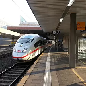 Raudteetranspordi t&ouml;&ouml;stus